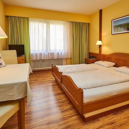 Flair-Hotel Zum Benediktiner Schwarzach am Main Eksteriør bilde