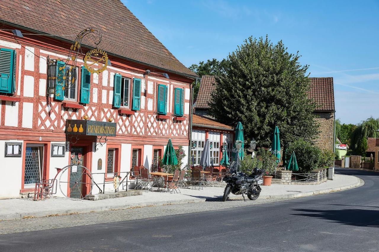 Flair-Hotel Zum Benediktiner Schwarzach am Main Eksteriør bilde