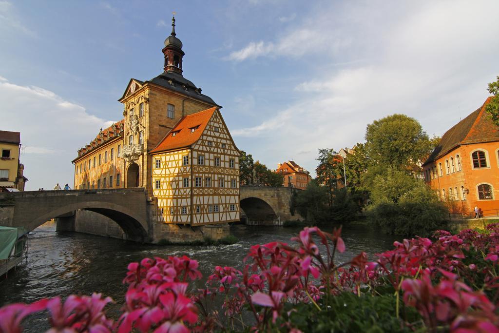 Flair-Hotel Zum Benediktiner Schwarzach am Main Eksteriør bilde